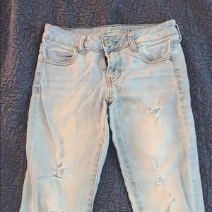 American Eagle light wash jeans